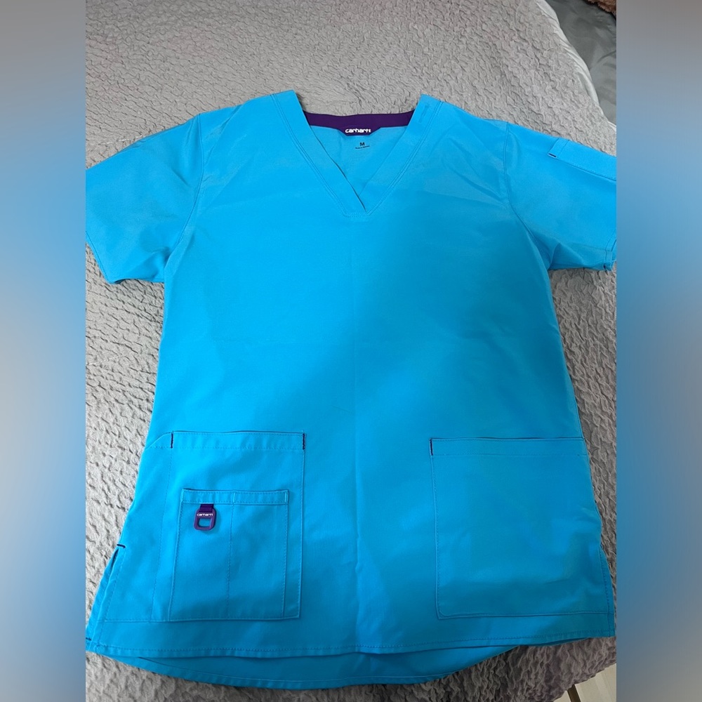 Carhartt blue scrub top size medium